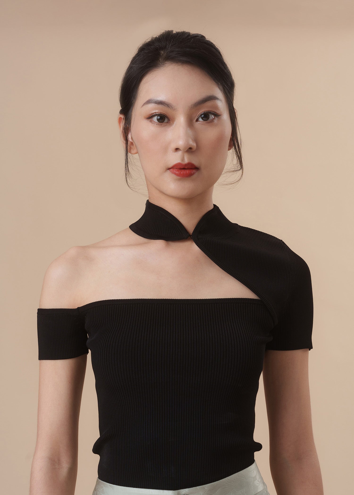 Knitted Cut Out Qipao Top (Black)