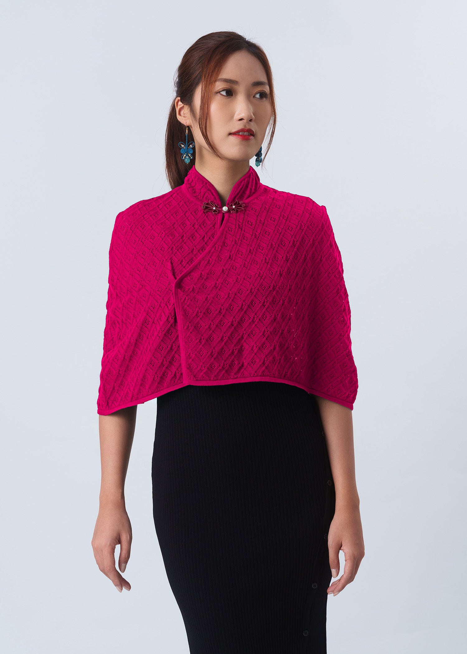 Knitted Qipao Cape w Pankou (Fuchsia)