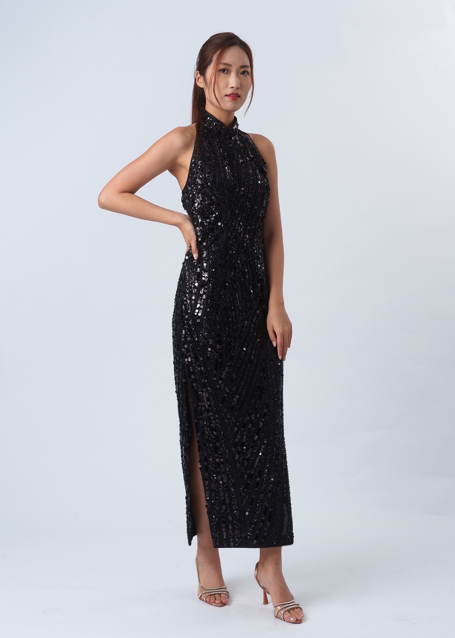 Backless Halter Sequins Qipao (Black)