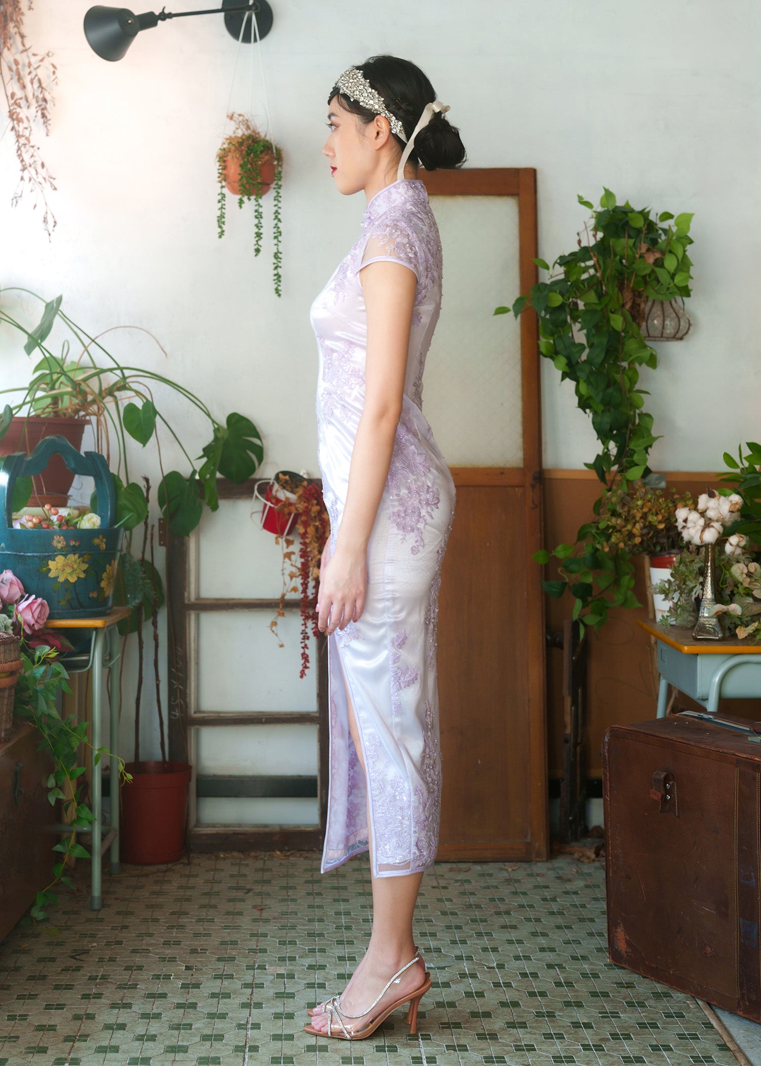 Cap Sleeves Lace Qipao (Lilac)