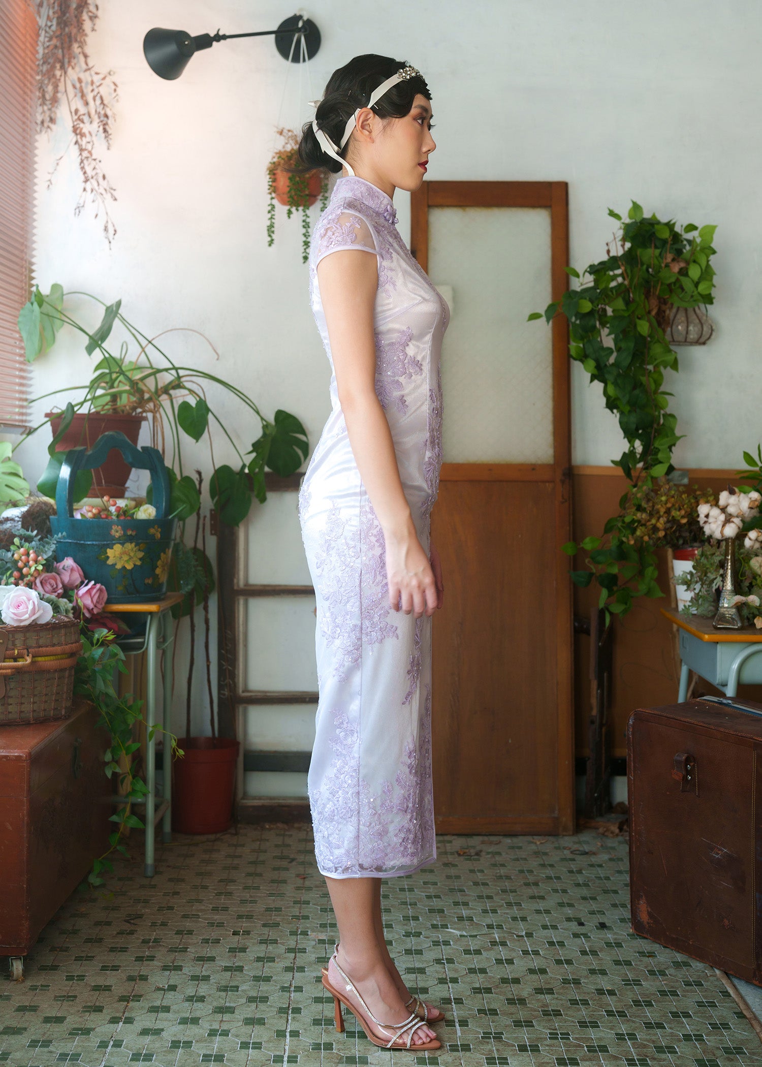 Cap Sleeves Lace Qipao (Lilac)