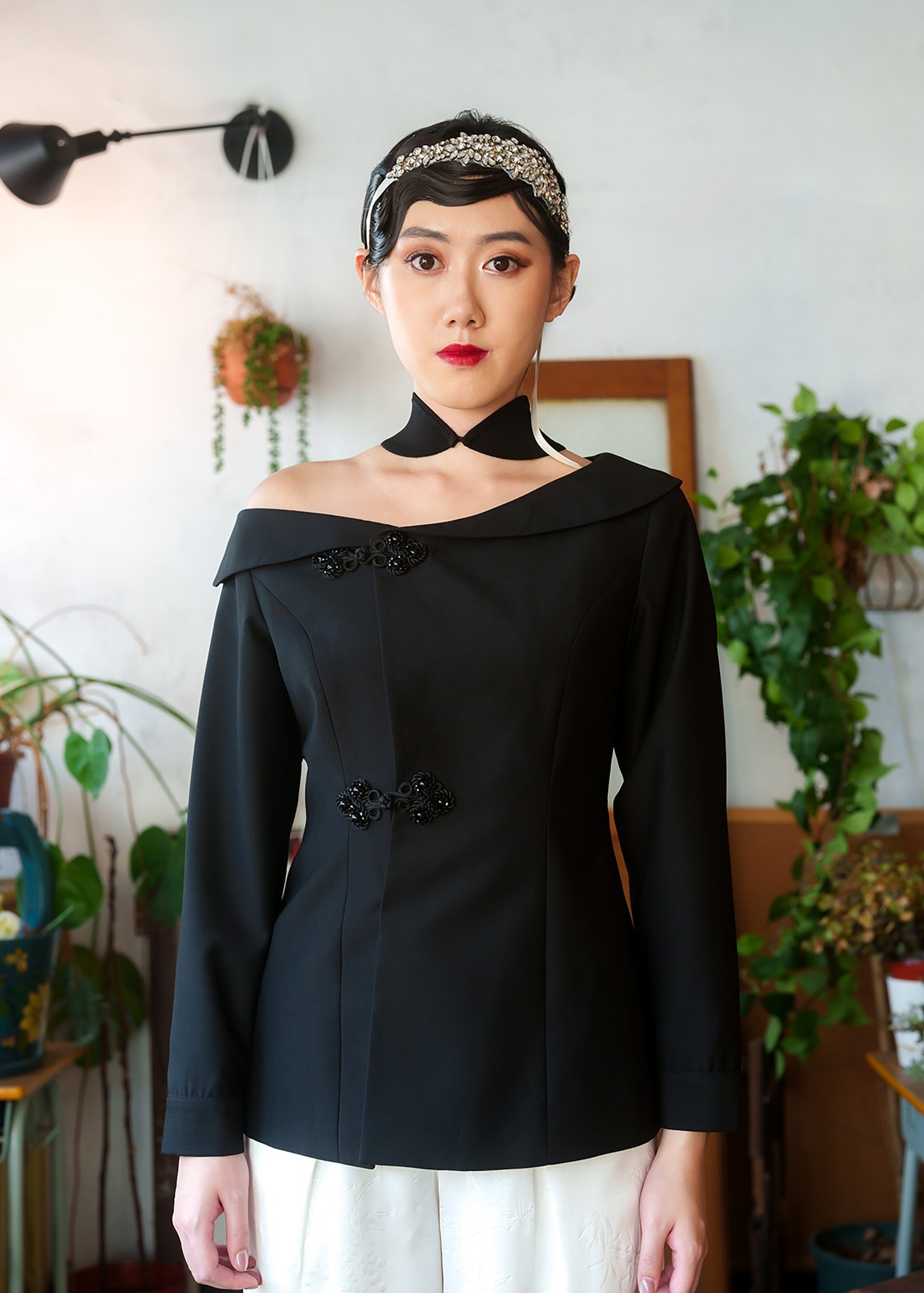 Asymmetrical Pankou Tang Suit (Black)