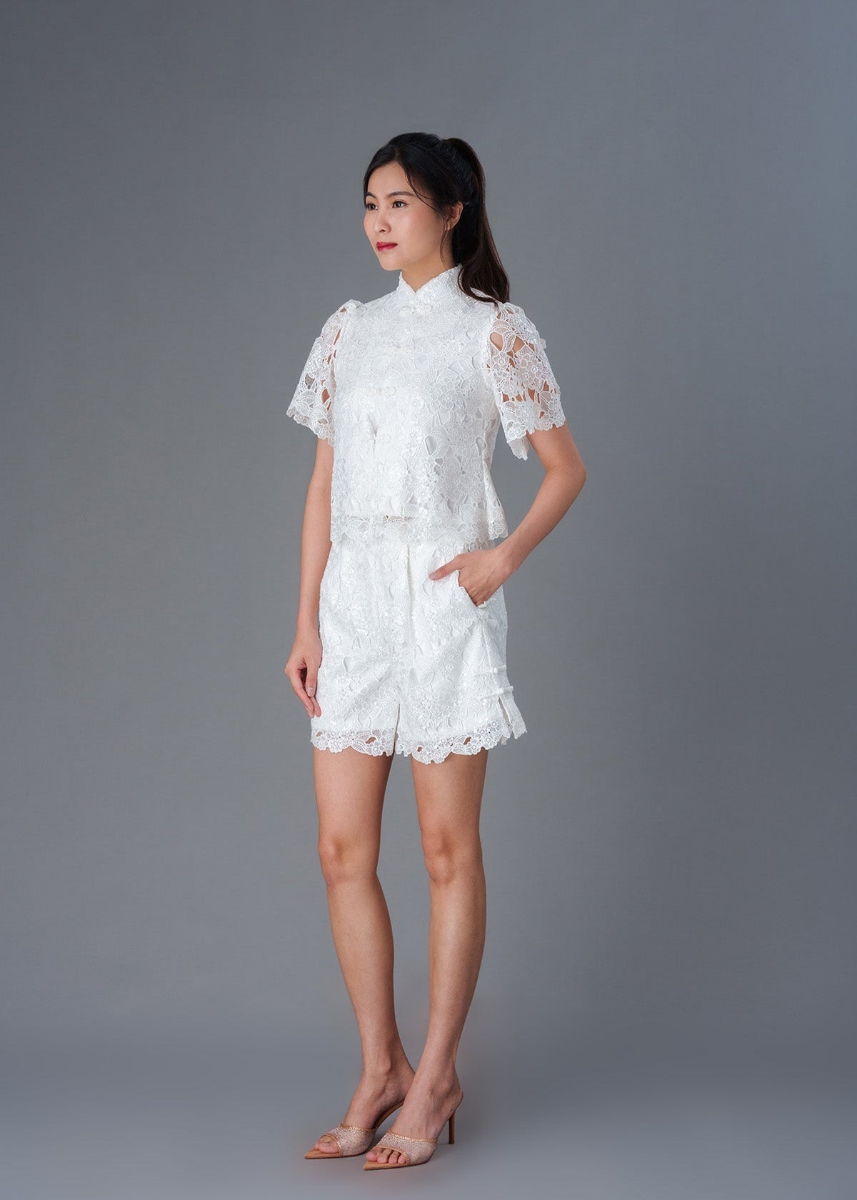 Sequinned Lace Qipao Top (White)