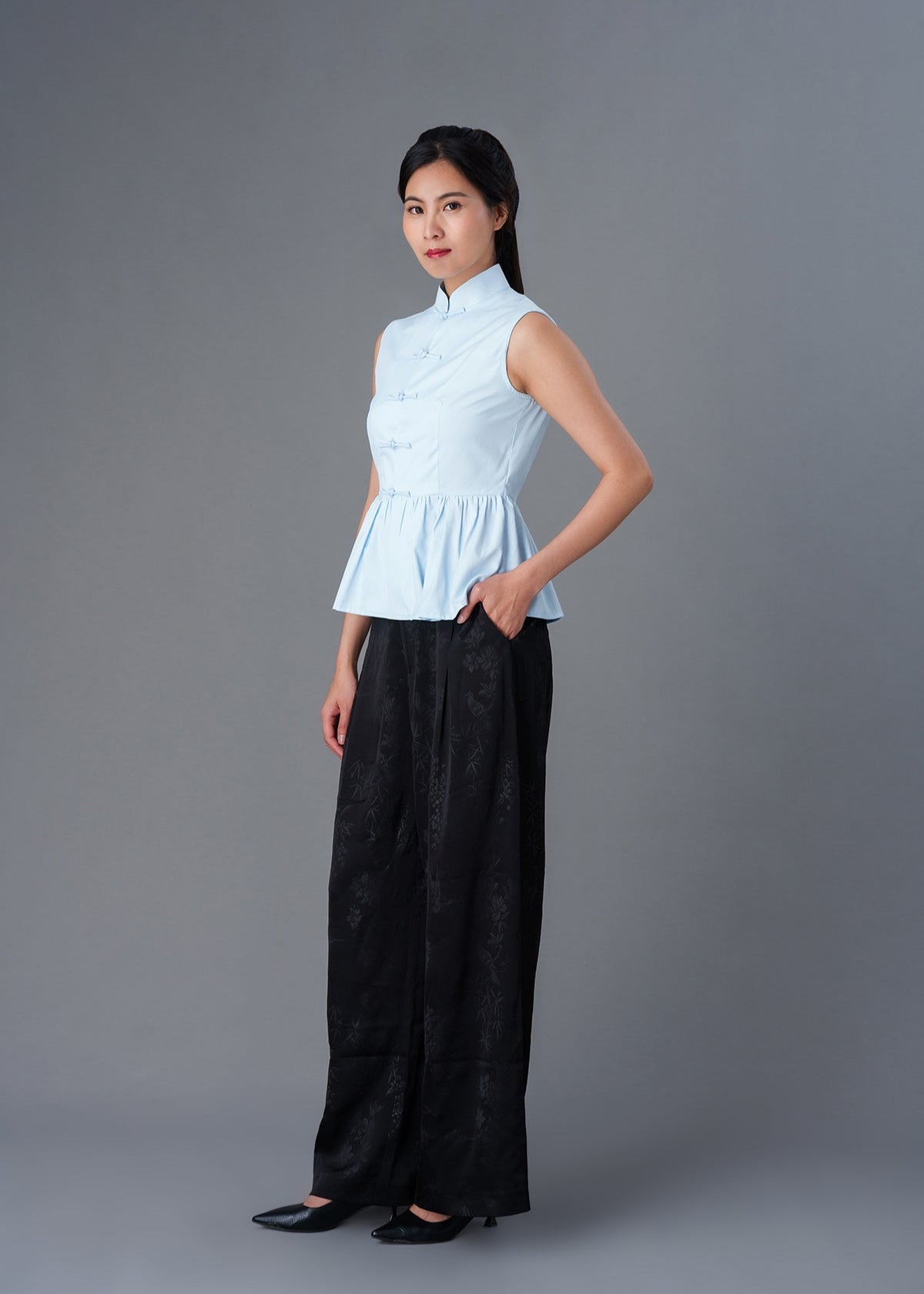 Sleeveless Ruffle Qipao Top (Light Blue)