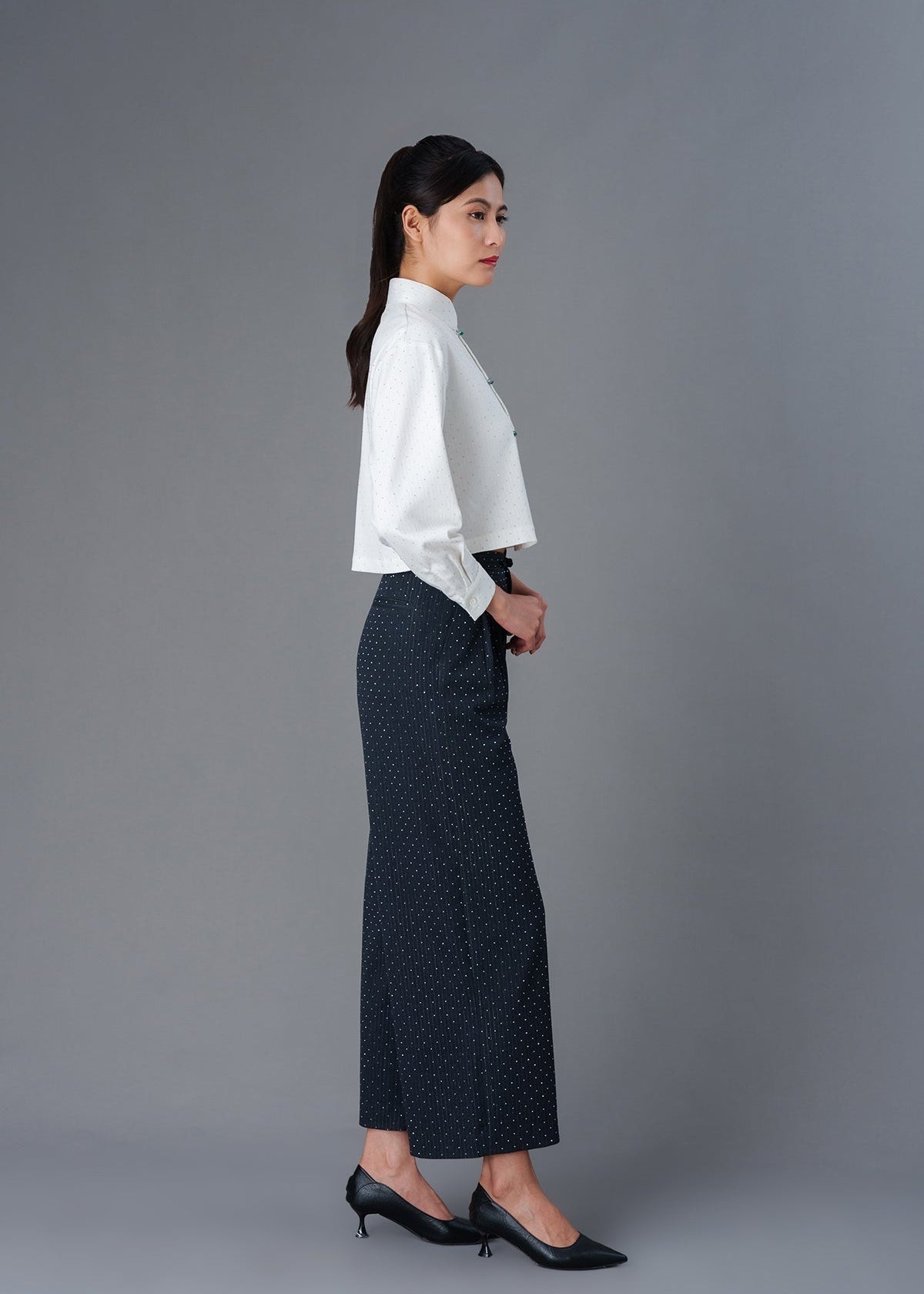 Long Sleeve Qipao Top with Jade (Off White)