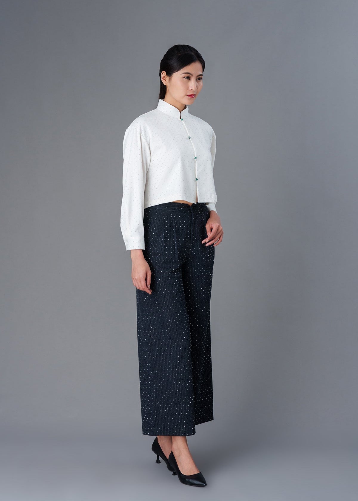 Long Sleeve Qipao Top with Jade (Off White)