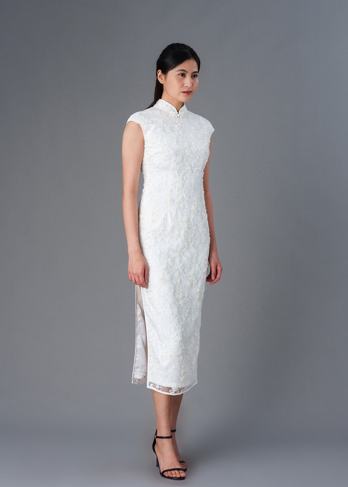 Extended Sleeve Bridal Qipao (White) - RTW