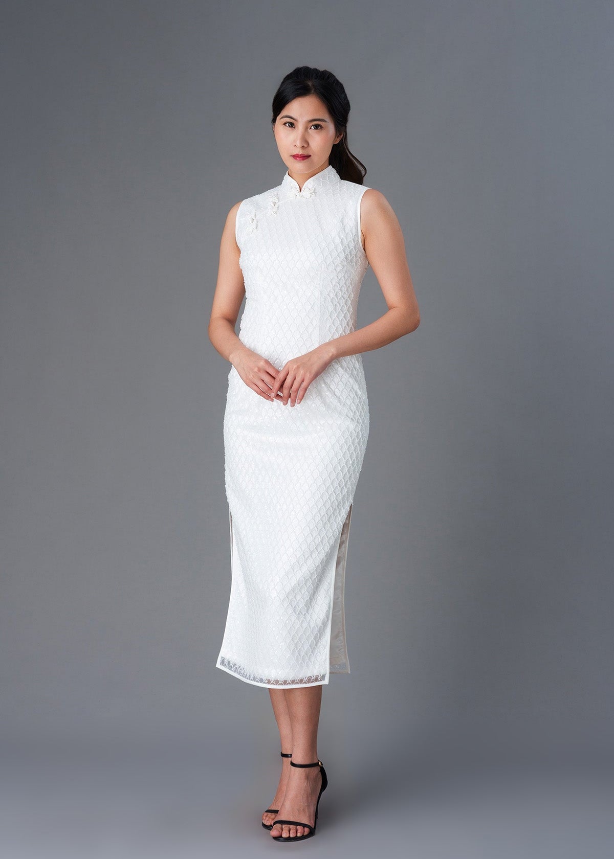White Scallop Bridal Qipao (White) - RTW