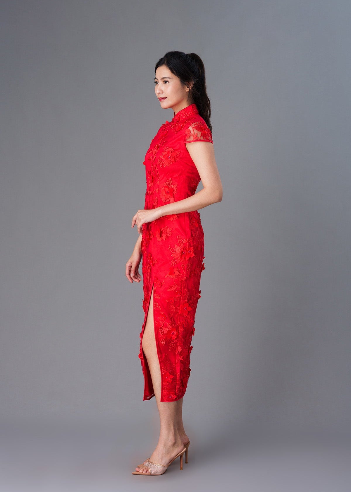 Cap Sleeves 3D Lace Qipao - RTW