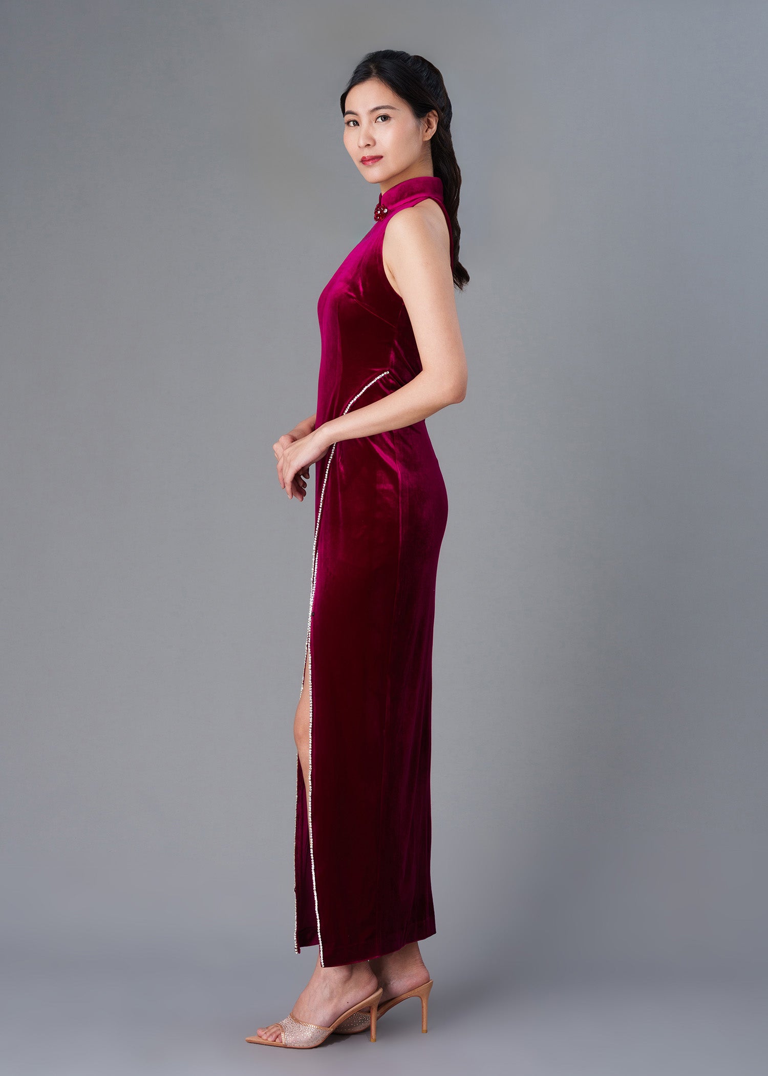 Red Swan Halter High Slit Qipao