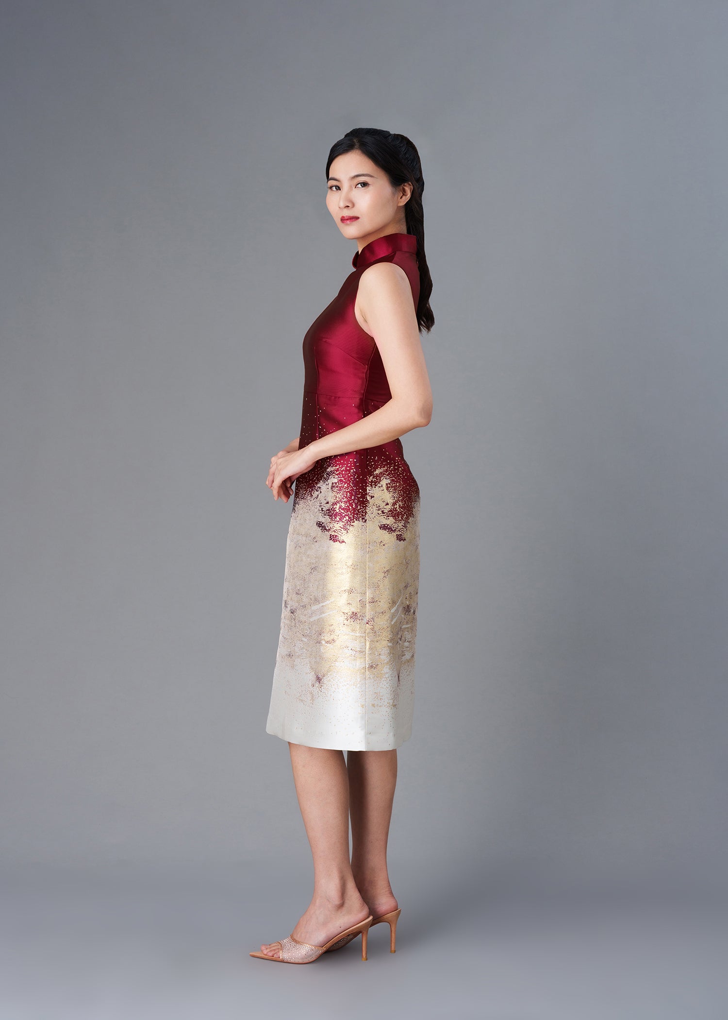 Common Mallows Midi Qipao (Red/ Gold)