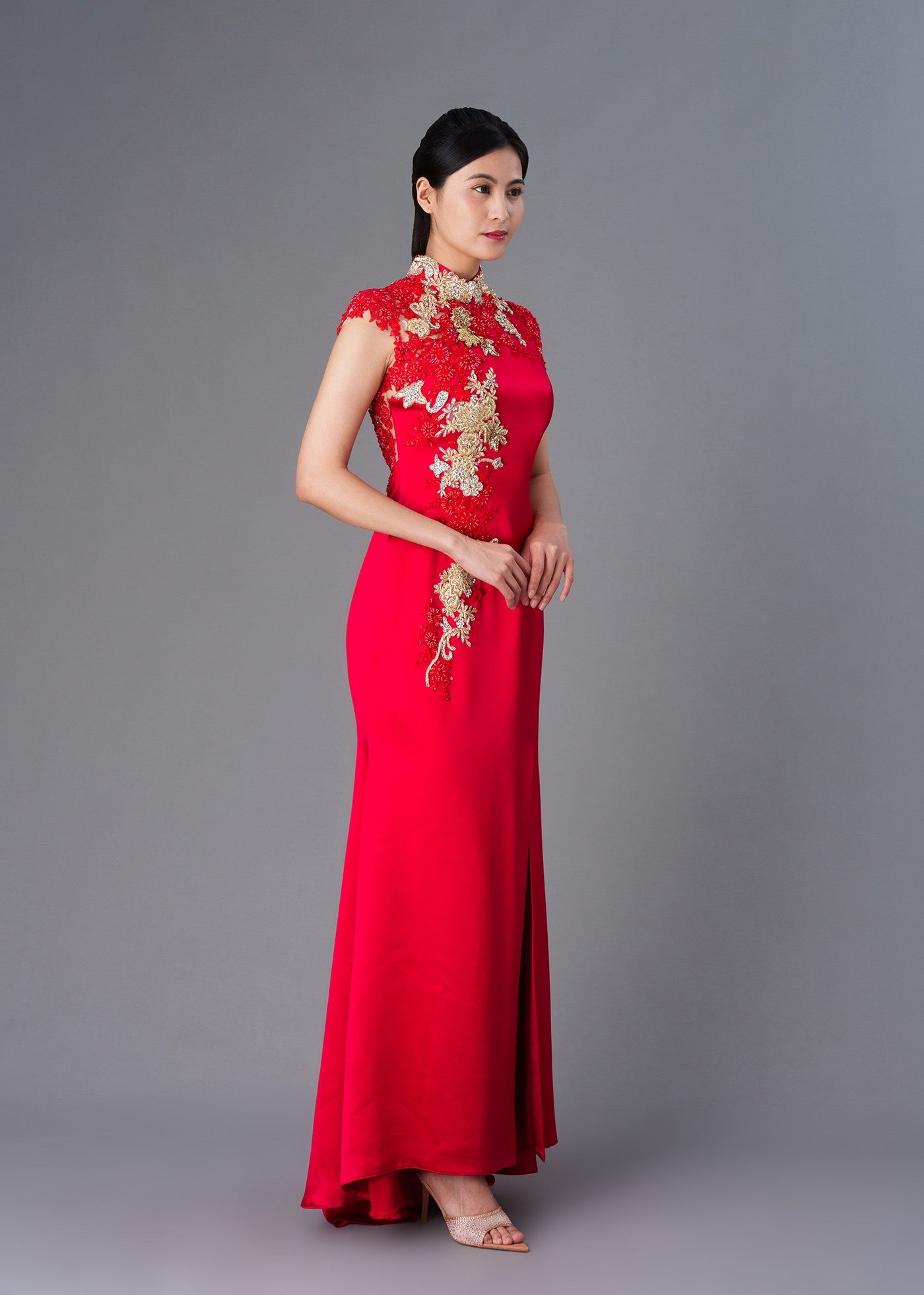 Queen of the Meadow Bridal Qipao